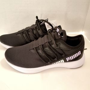 NIB Puma Women's Black Star Vital Sneakers Size 7.5